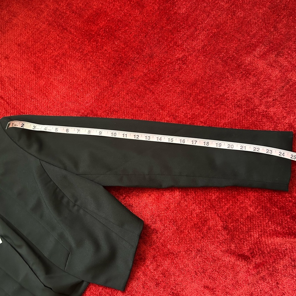White House Black Market Cropped Black Blazer - Picture 6 of 7
